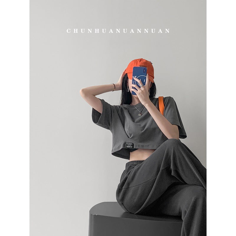 Kvinne cropped fritids topp med casual fasong og elastisk bunn Skjora