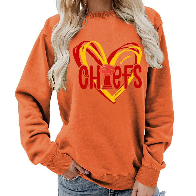 Damesweatshirt med hjerte-design og kreative sportsgrafikker Skjora