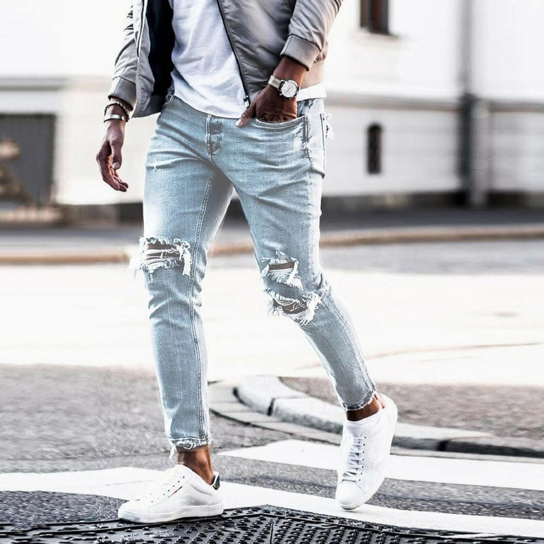 Herrer ødelagte jeans med moderne distressed-effekter Skjora