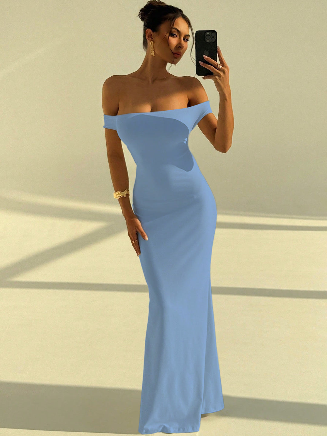 Damer Elegant Off-Shoulder Maxikjole med figurnær passform Skjora