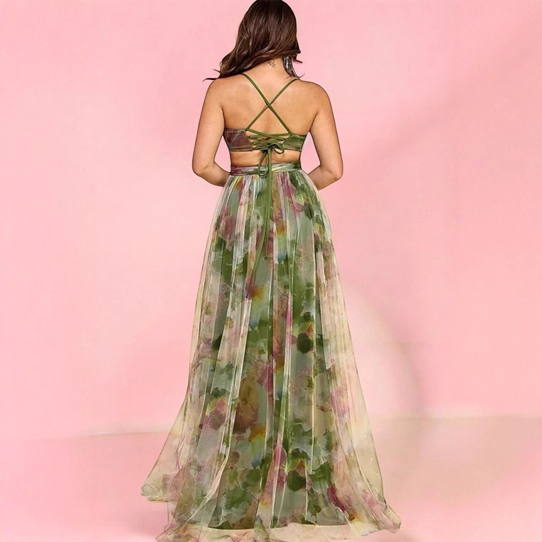 Kvinners maxikjole med blomsterchiffon-design og elegant midje