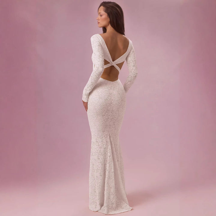 Kvinne Elegant Blonde Maxi Kjole med Skreddersydd Silhuett og Lange Ermer Skjora