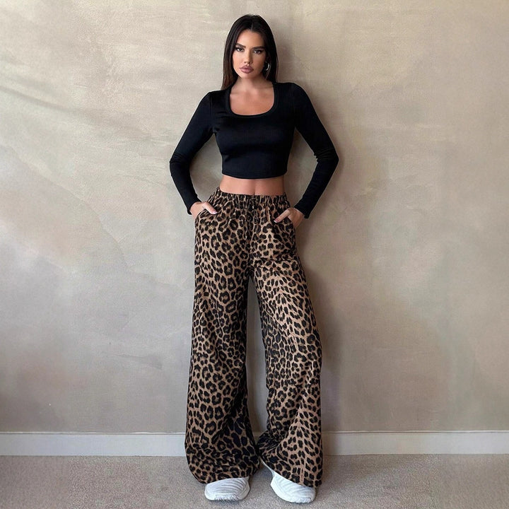Women's Wide-Leg Palazzo Pants with Eye-Catching Leopard Print Skjora