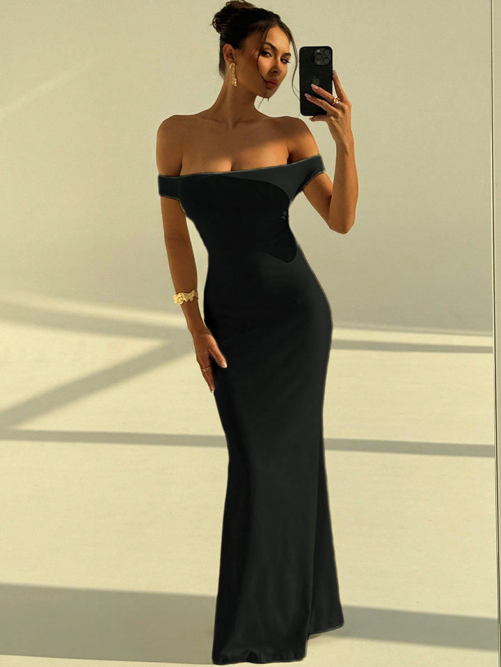 Damer Elegant Off-Shoulder Maxikjole med figurnær passform Skjora