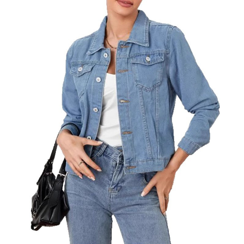 Kvinnes denimjakke i et klassisk-modernes design med en tilpasset silhuett Skjora