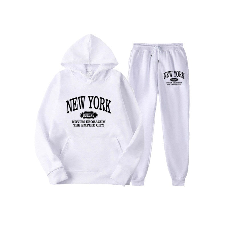 Women's hoodie set with versatile lettering and comfortable pockets Skjora