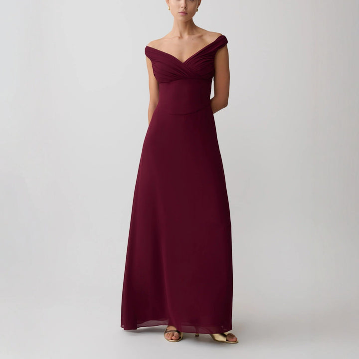 Damer Glamorøst Maxikjole med avtagbar design og elegant drapering Skjora