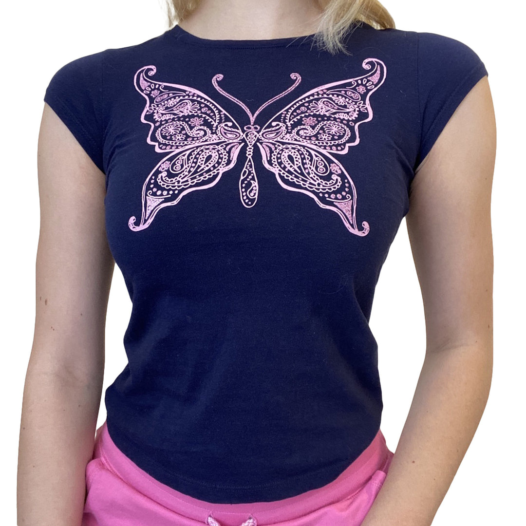 Damer uformell grafikk-crop-top med rund halsutskjæring Skjora