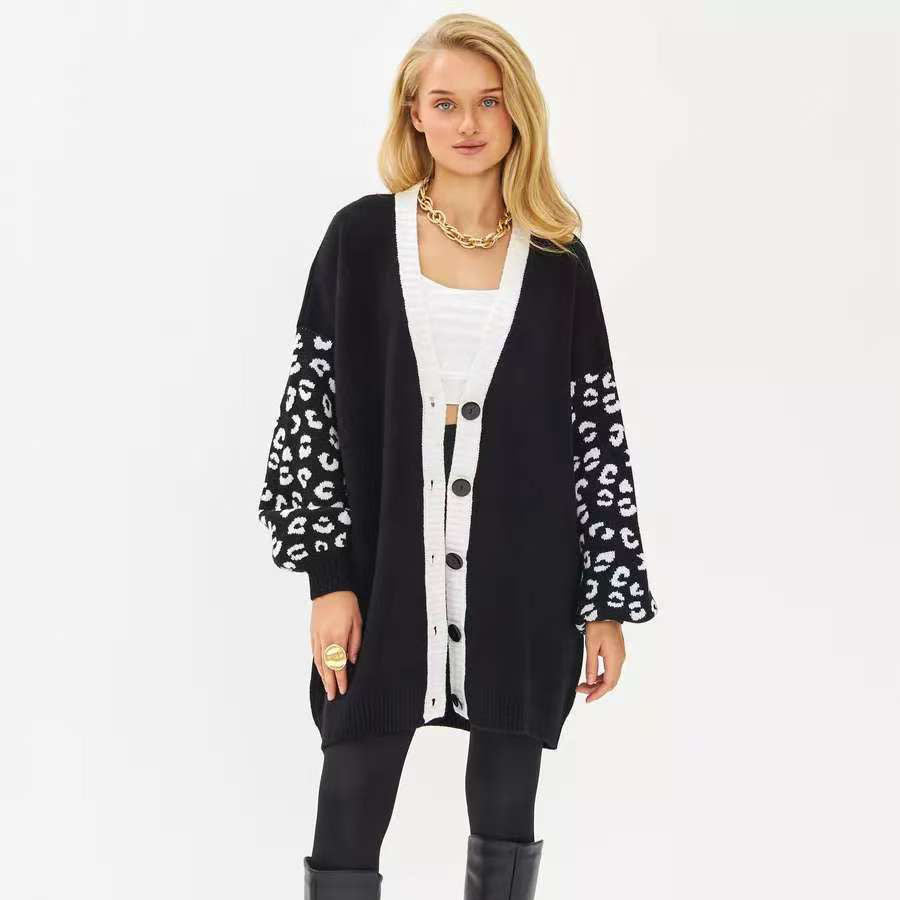 Kvinne chunky strikket cardigan med kontrast ermer og knappdetaljer Skjora
