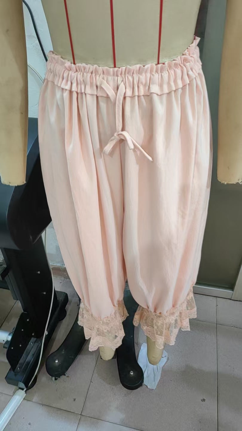 Damer luftig og elegant culotte med spiss dekorasjon Skjora