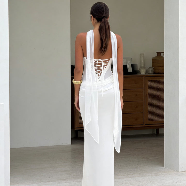 Dame Elegant off-shoulder maxikjole med forførende volangdetalj Skjora