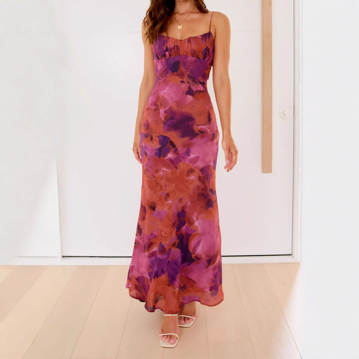 Kvinne Elegant Maxi Kjole med Myk Gradient og Delikate Spagettistropper