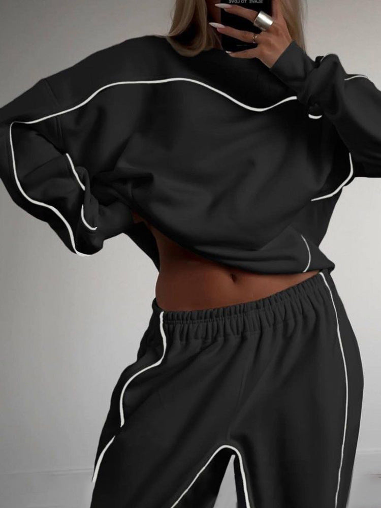 Women's sporty leisure set with cropped sweater and casual sweatpants Skjora