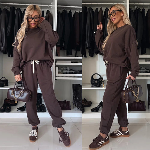 Kvinnenes avslappede joggedress med elegant snitt og komfortabel passform Skjora