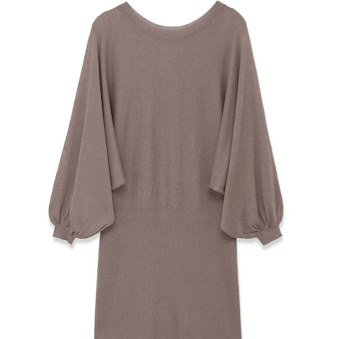 Women's airy dress with a wide cut and elegant puff sleeves Skjora
