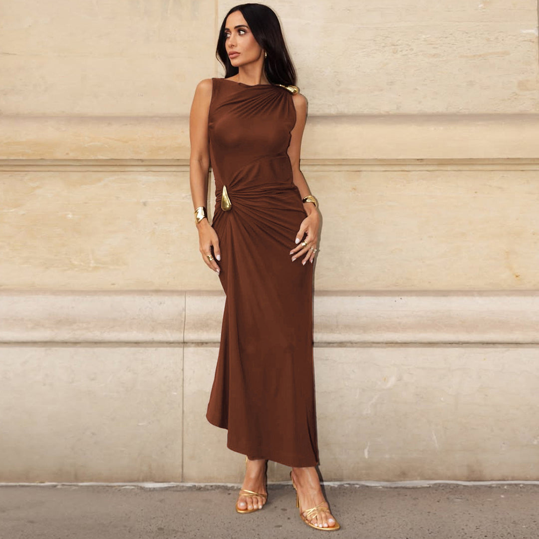 Dame Elegante Maxikjole med asymmetrisk snitt og rynker Skjora