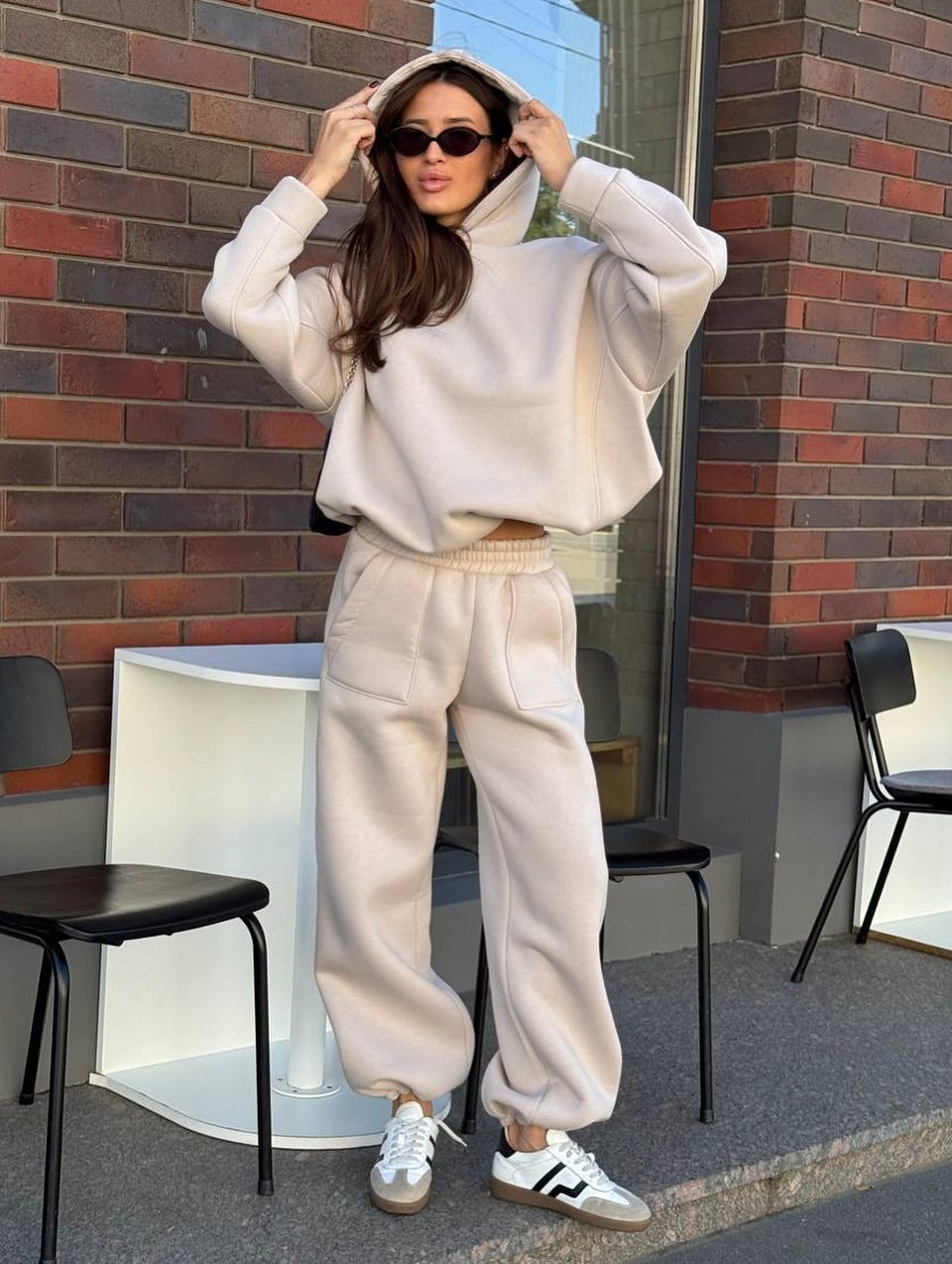 Dame casual hoodie og jogger kombinasjon Skjora