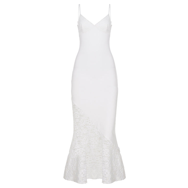 Dame Glamorous Lace Dress in A-Line Cut Skjora