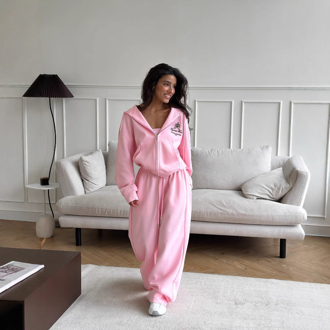 Kvinne Cozy Athleisure Sett med kortet hettegenser og vide joggebukser Skjora
