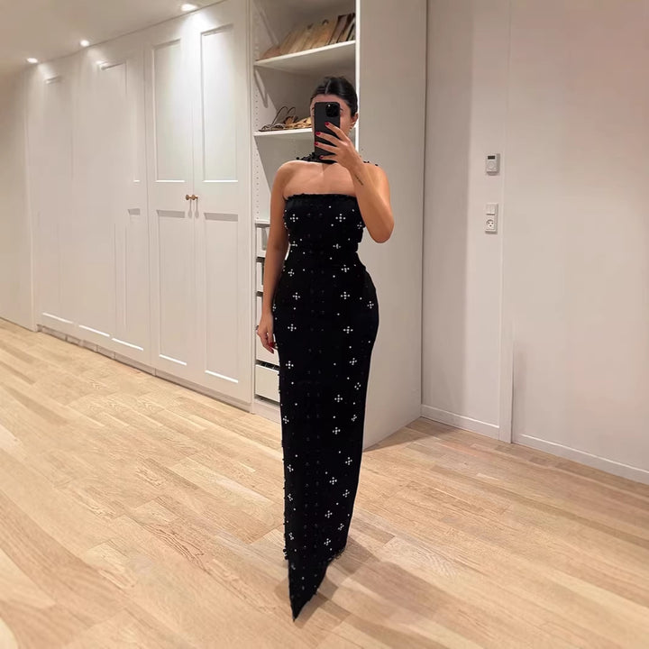 Dame Couture Maxikjole med glitrende paljetter og strapless design Skjora