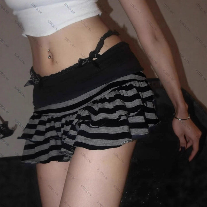 Dame rysjeshorts med stripete design og elastisk midje Skjora