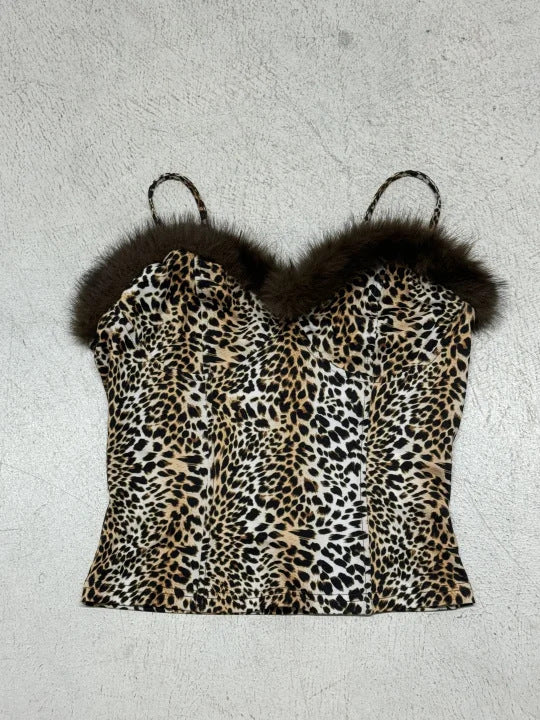 Dame topp med leopardmønster og elegant pelsdetalj Skjora