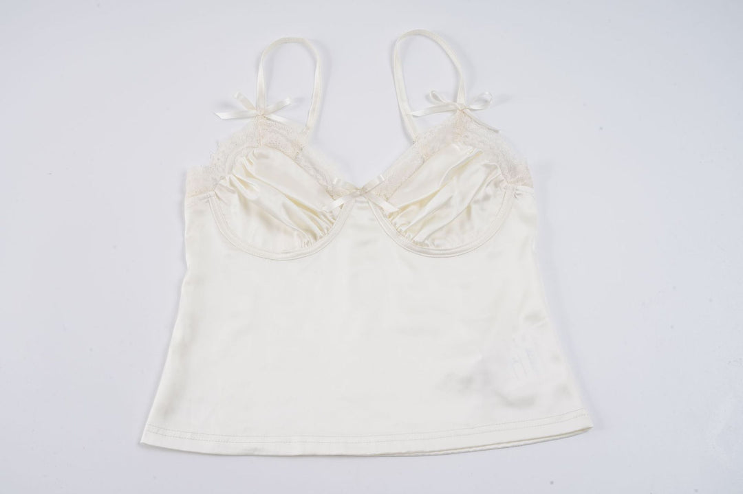 Dame Satin-Camisole med blonder og leken sløyfer Skjora