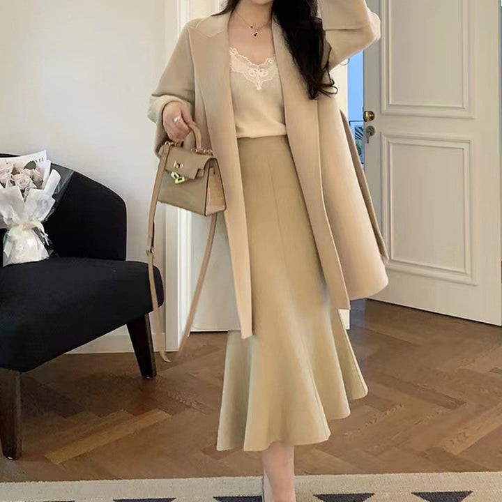 Dame Elegant Cardigan Sett med Kontrastdetaljer og Knapplukking Skjora
