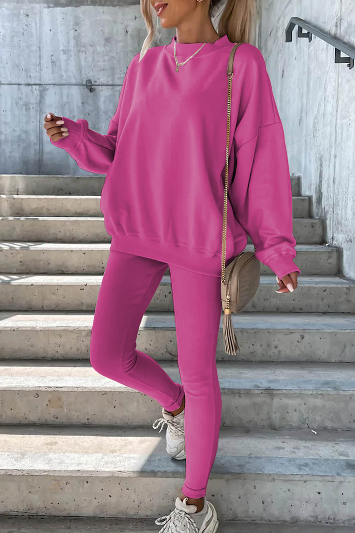 Damesporty fritidssett med casual oversized genser og tettsittende tights Skjora