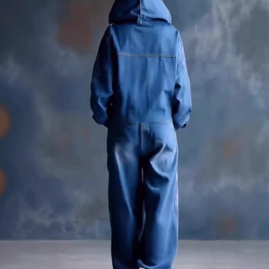 Kvinnes avslappet denim jumpsuit med hette og praktiske lommer Skjora