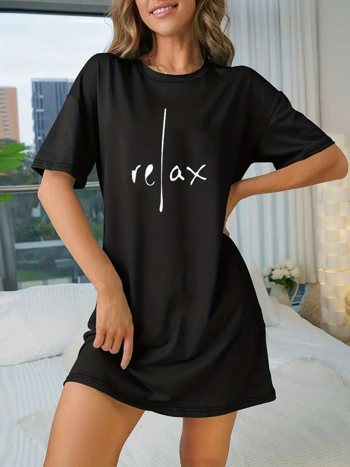 Dame Oversized T-skjorte med inspirerende tekst og iøynefallende grafisk design Skjora