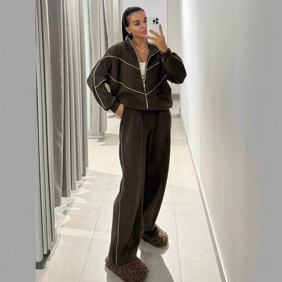 Kvinnes elegant fritid loungewear sett med lange ermer og glidelås Skjora