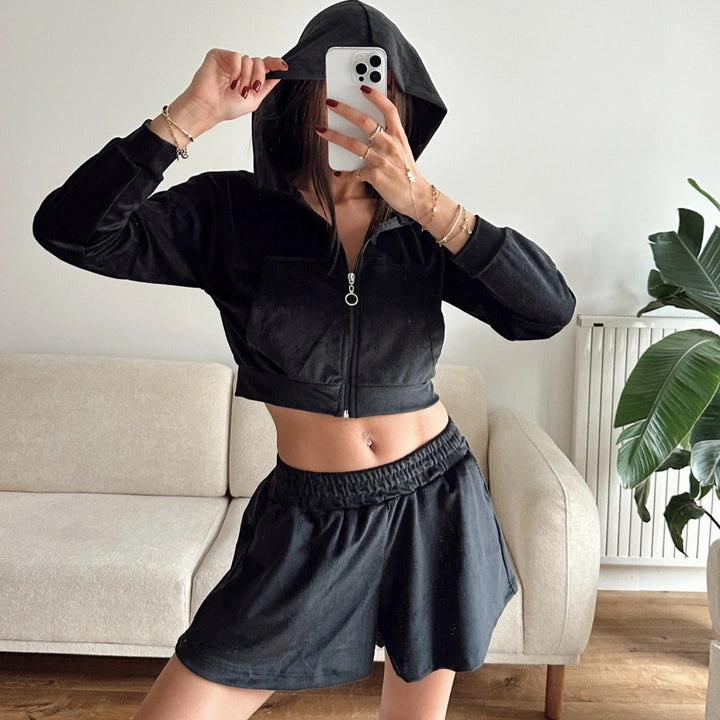 Kvinne sporty velour cropped sett med glidelås og elastisk midjebånd Skjora