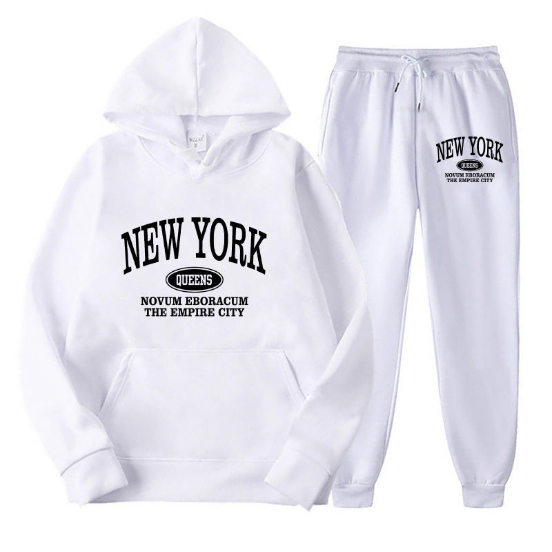 Women's hoodie set with versatile lettering and comfortable pockets Skjora