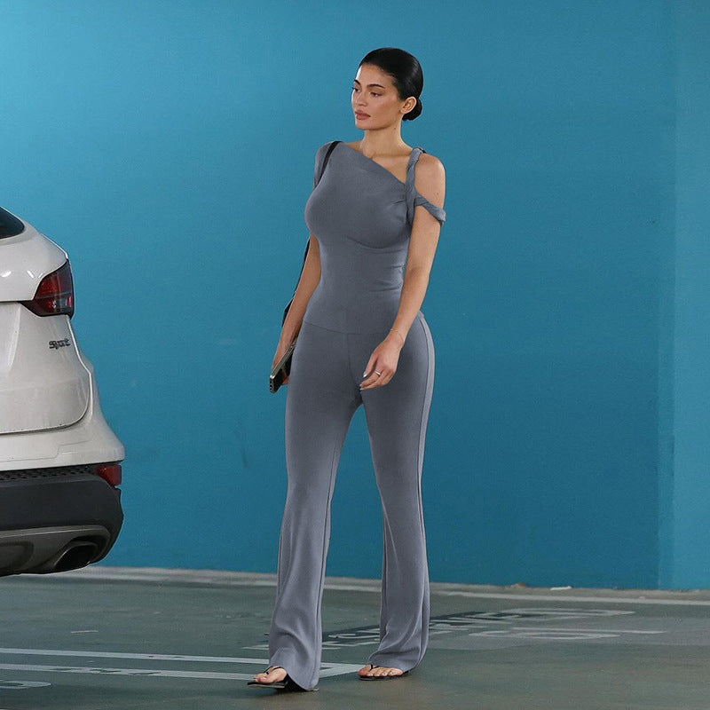 Dame Elegant Eintdeler med asymmetrisk snitt og smakfull detalj Skjora