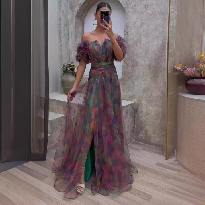 Damer Elegant Maxi Kjole med Av-Skuldre Design og Fargerike Volanger Detaljer