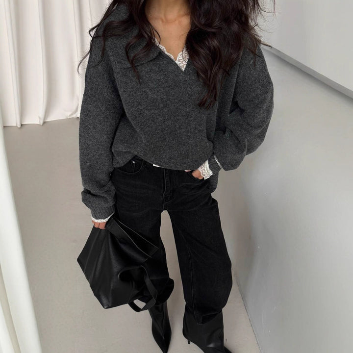 Kvinnenes uformelle oversized genser med krage Skjora