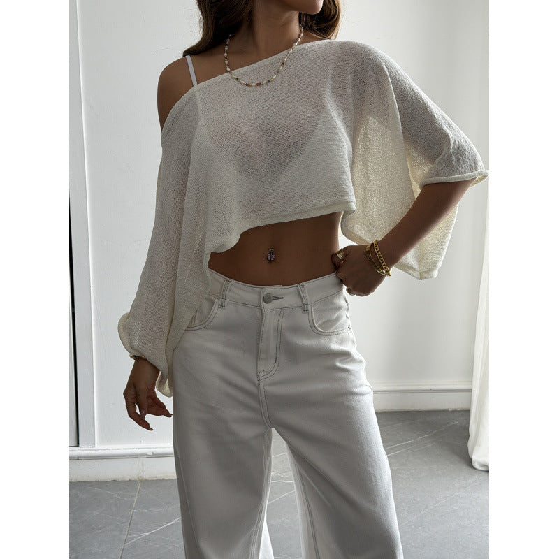 Dame Flocket Crop-Top med asymmetrisk design og dyp utringning Skjora