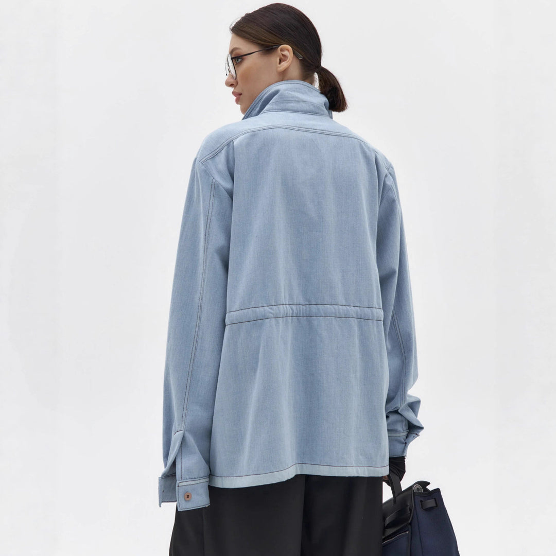 Kvinnes utility jakke med lapp lommer og moderne snitt Skjora