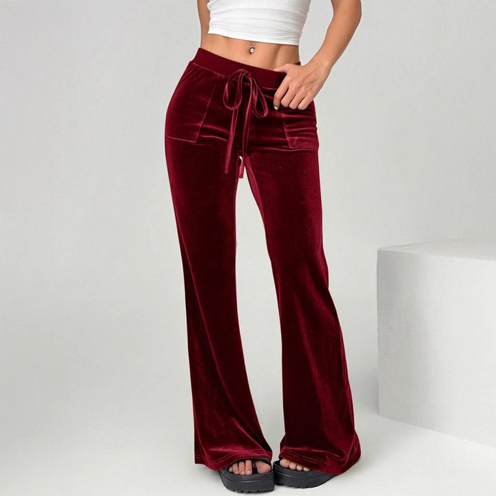 Women's Velour Leisure Trousers with Elastic Waistband and Pockets Skjora