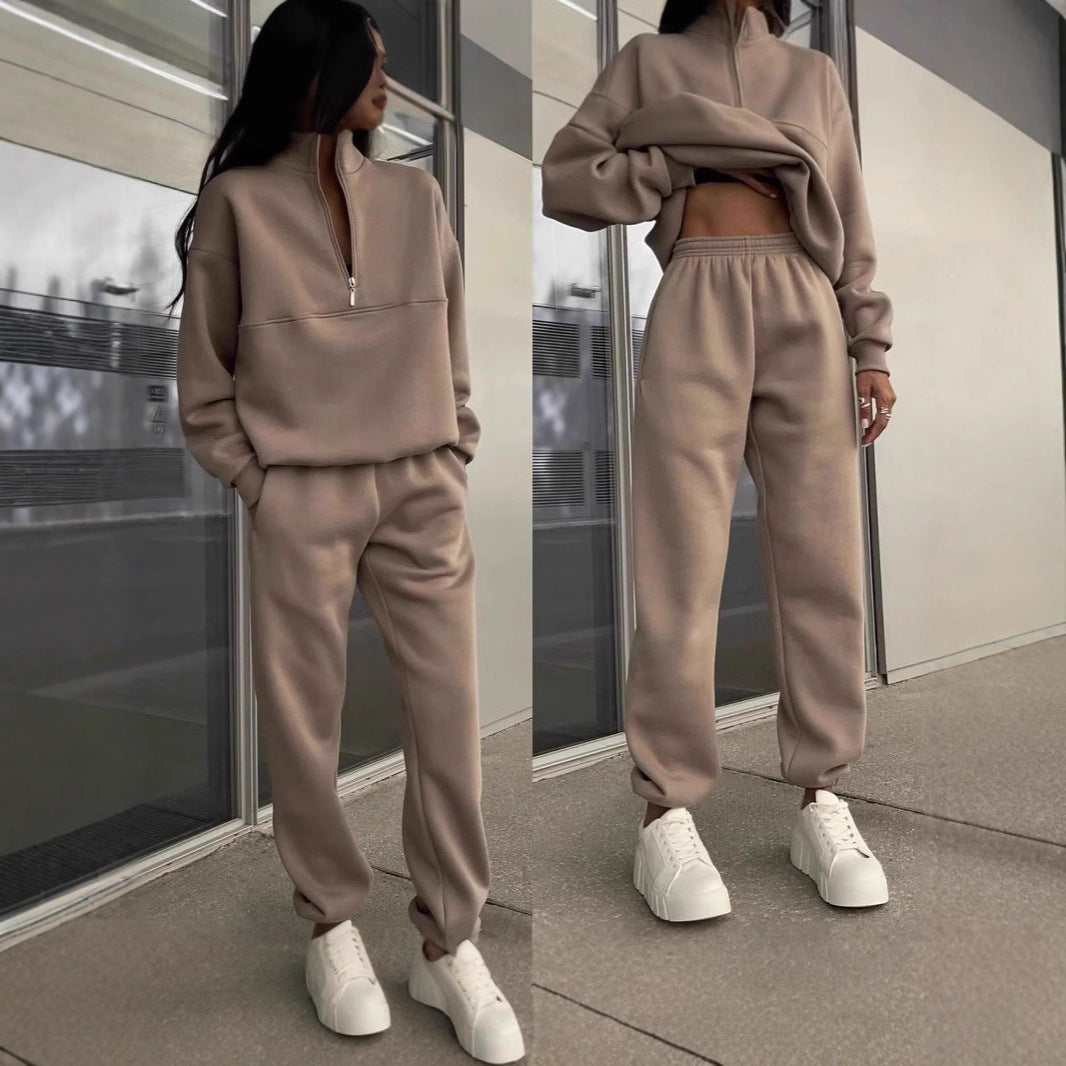 Dame sweatshirt og joggebukse sett med moderne stående krage Skjora