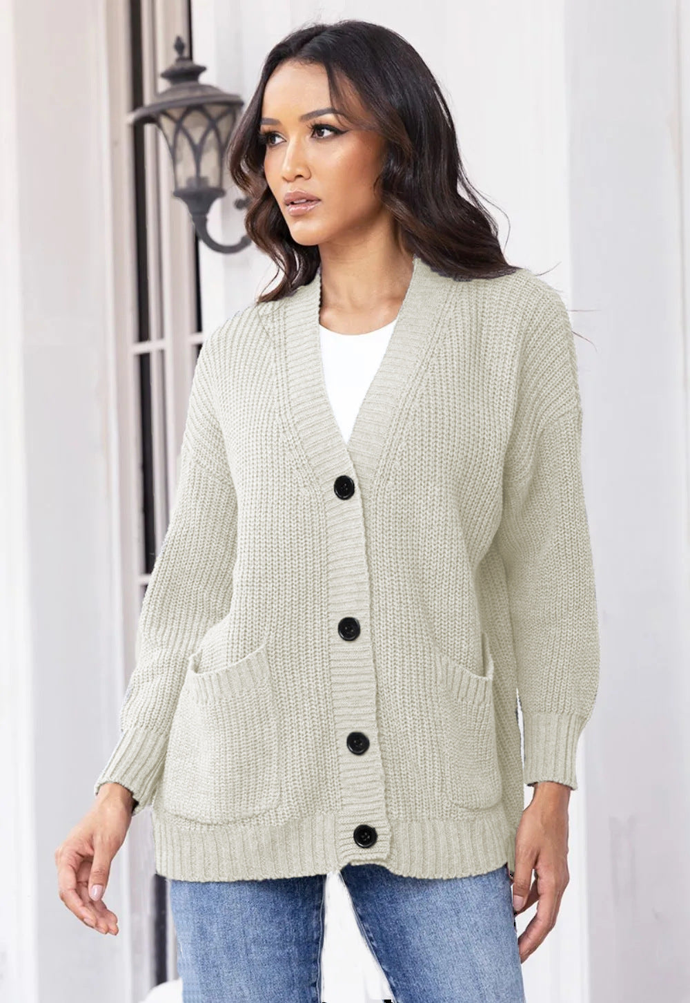 Dame chunky strikk cardigan med store lommer og klassisk V-hals Skjora