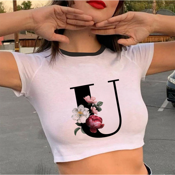 Dame cropped T-skjorte med blomstrede initialdesign Skjora
