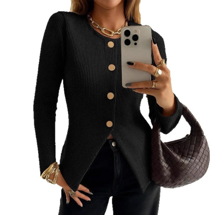 Kvinnes elegant cardigan med dekorative knapper Skjora