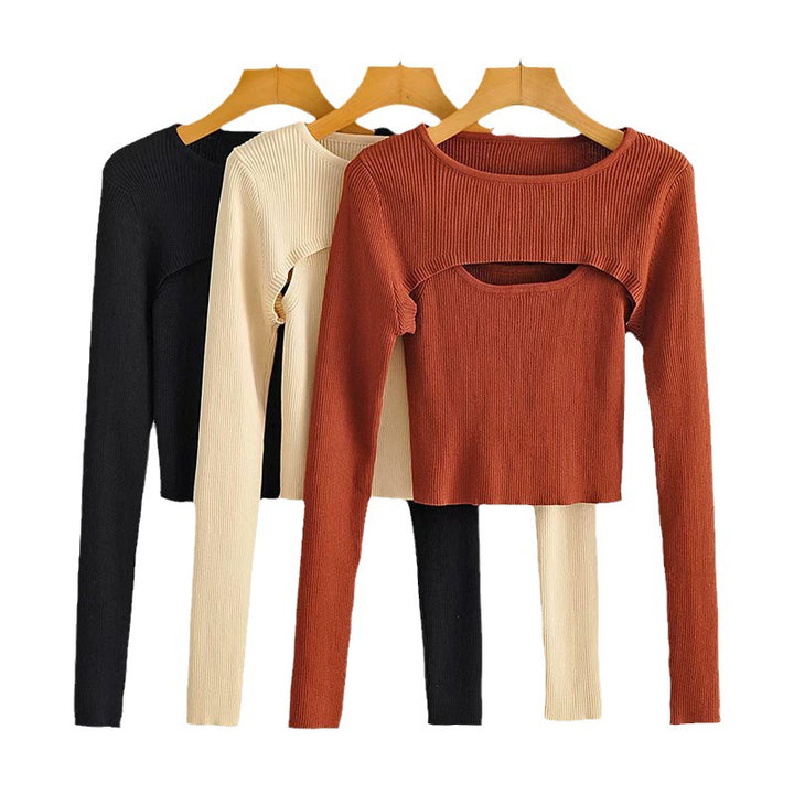 Kvinnens langermet crop top med sofistikert utskjæringsdesign Skjora