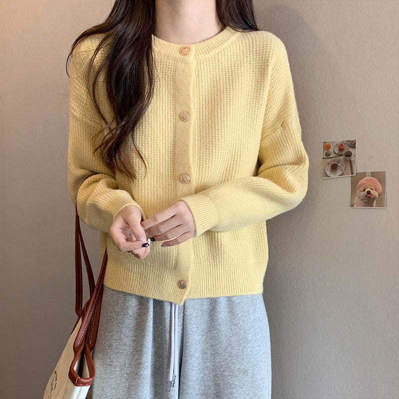 Damer Cozy Cardigan med Fin Strukturert Mønster og Knappe Detaljer Skjora