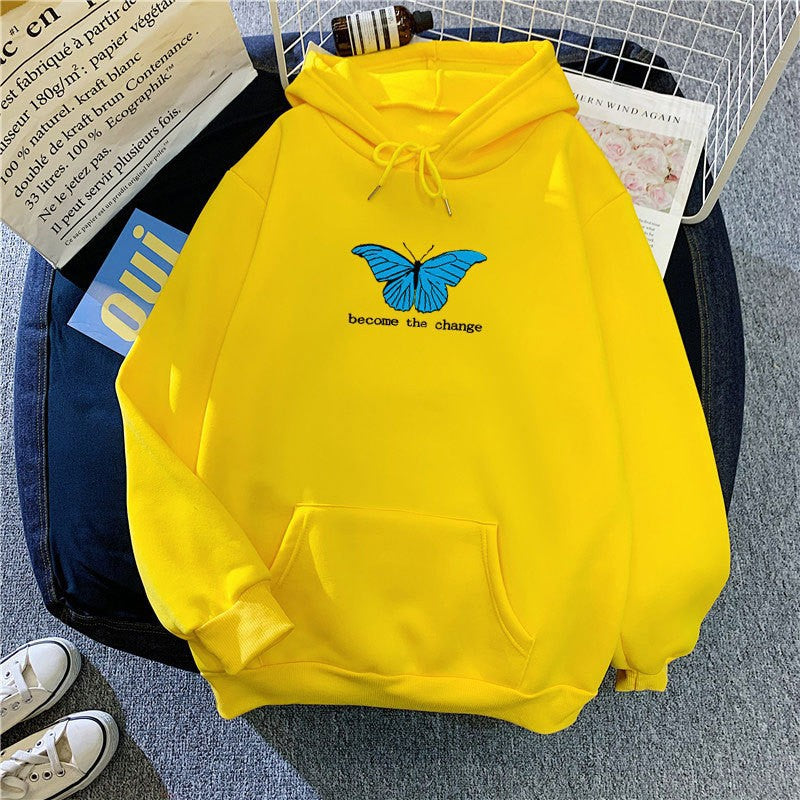 Dame hoodie med kort snitt og unikt sommerfuglmotiv Skjora
