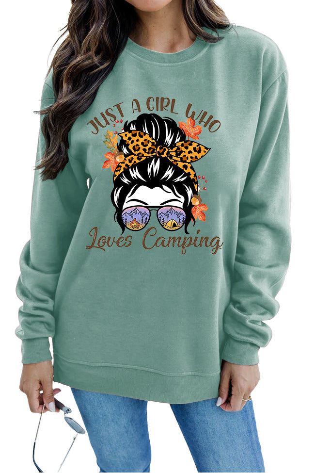 Kvinne sweatshirt med kunstnerisk campingmotiv Skjora