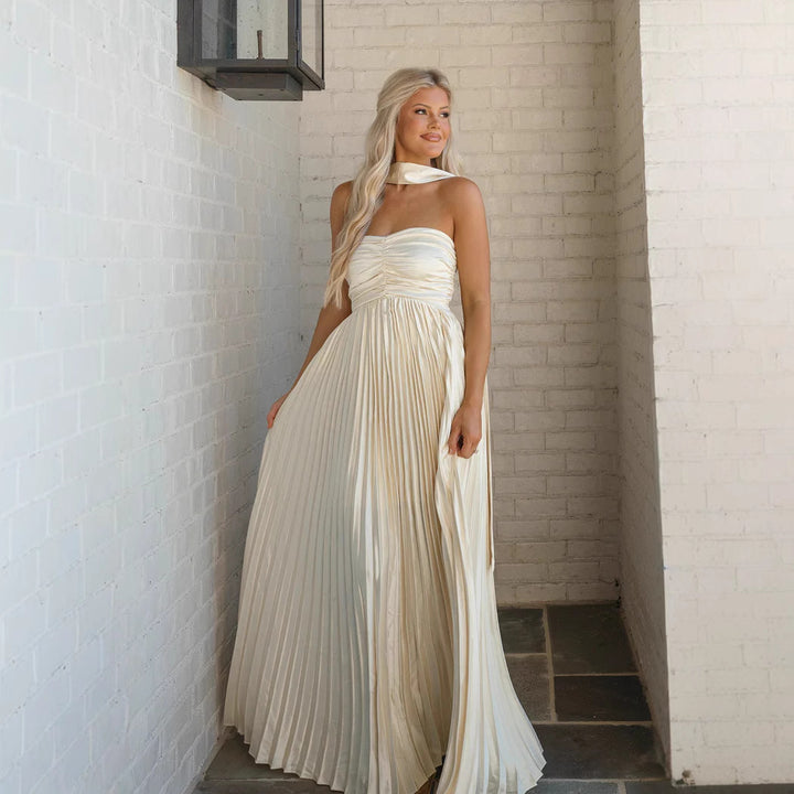 Kvindernes langærmede maxi kjole med elegant plisseret nederdel og off-shoulder silhuet