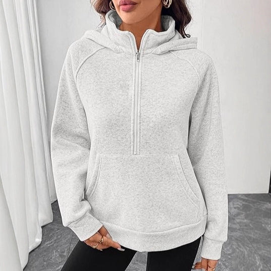 Sport hoodie for women with drawstring Skjora